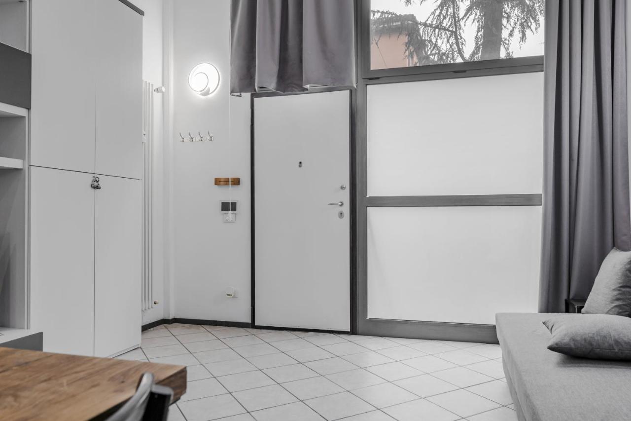 Turati Apartments โบโลญญา ภายนอก รูปภาพ