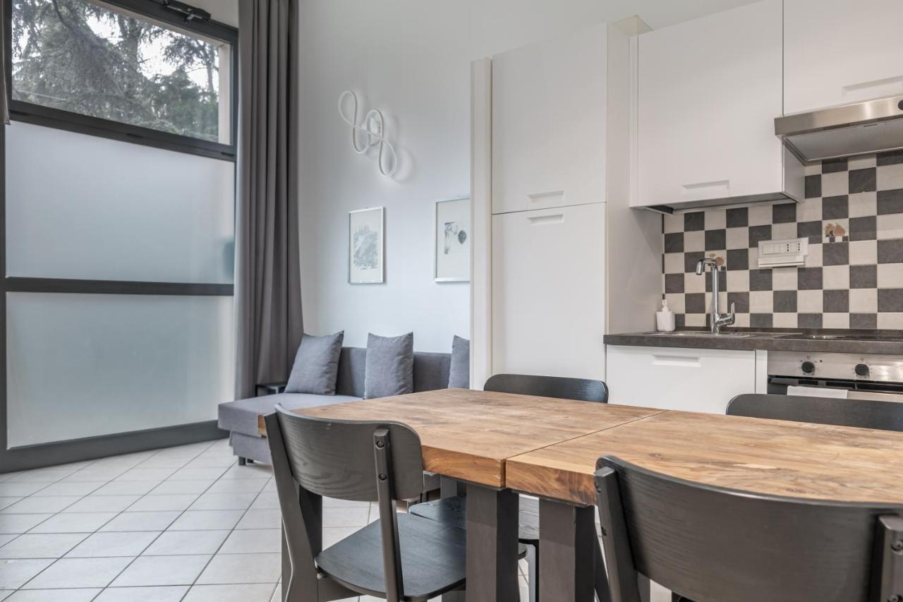 Turati Apartments โบโลญญา ภายนอก รูปภาพ